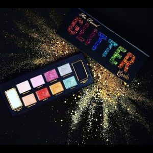 Too Faced - Glitter Bomb Prismatic Eye Shadow 🎨